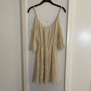 Abercrombie off shoulder lace dress
